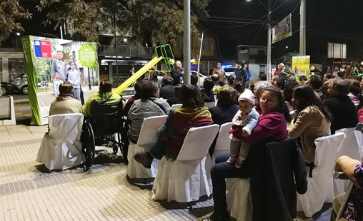 Inauguración cancha programa quiero mi barrio de la comuna de La Cisterna